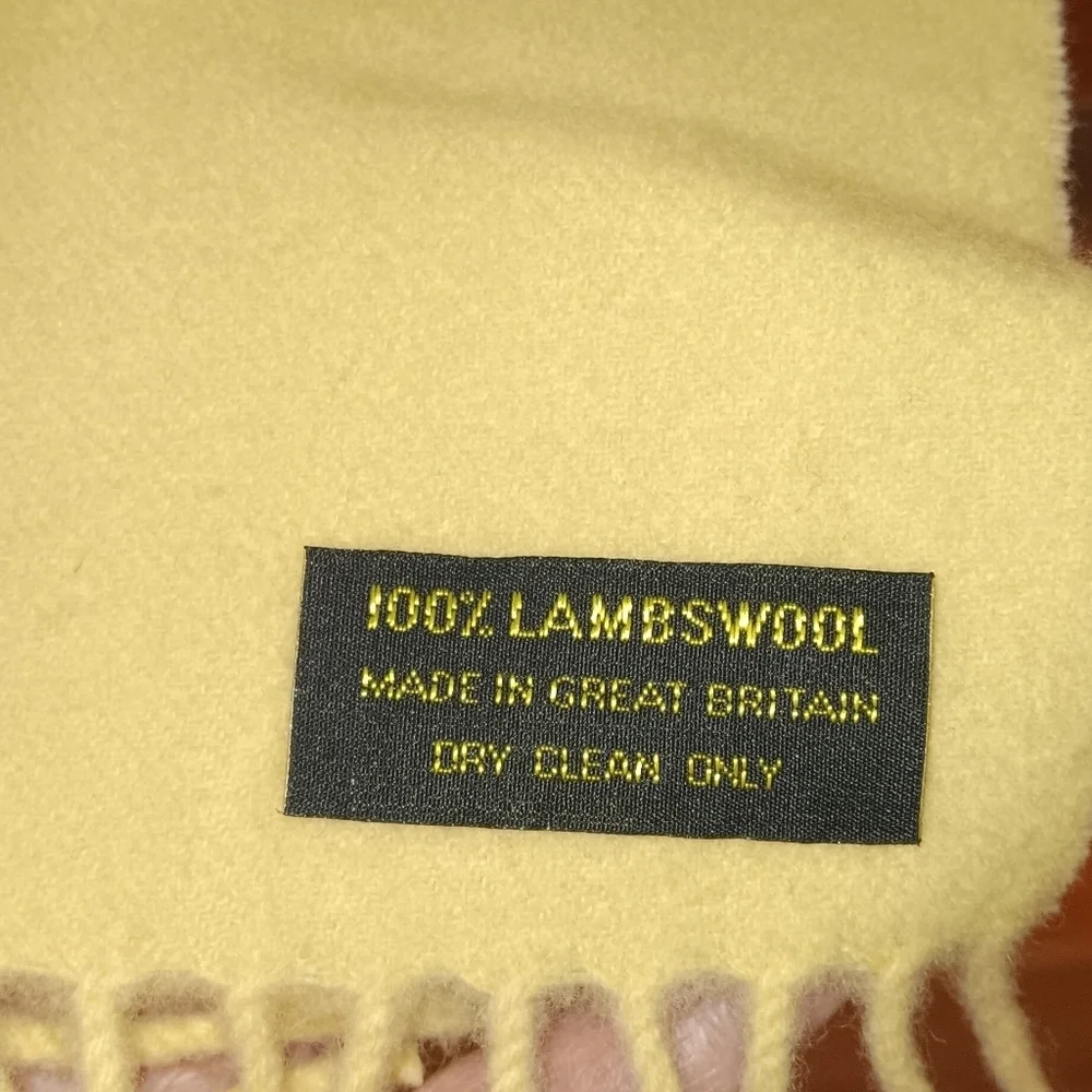 Lambswool Scarf Cream - Picture 3 of 4